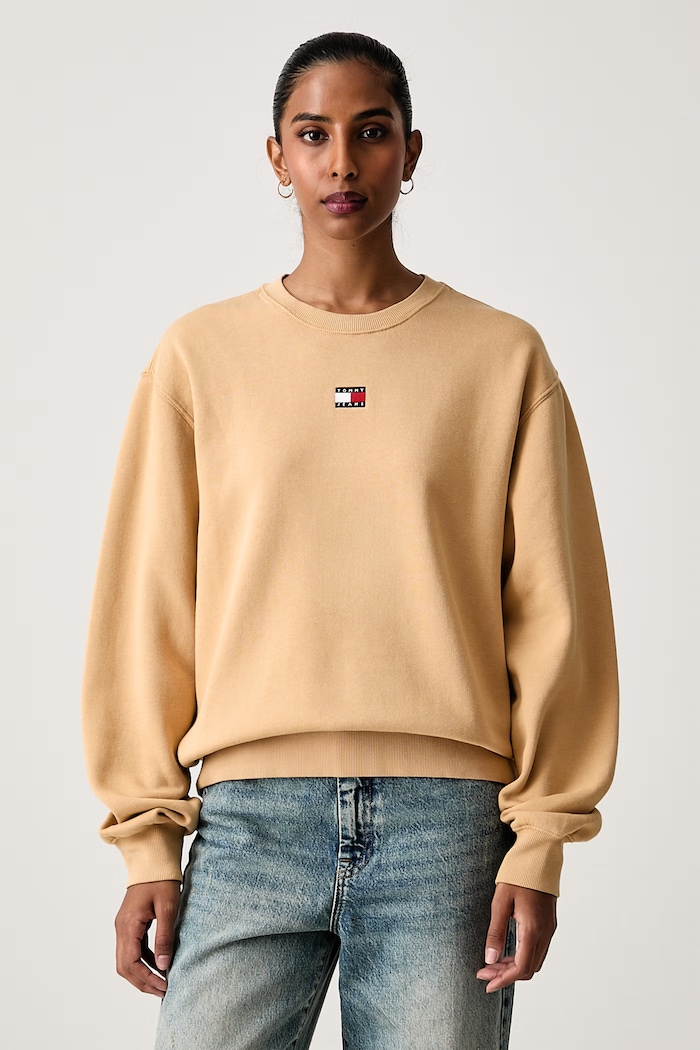 Sudadera con emblema · Tommy Hilfiger · Beige